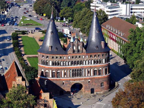 Rent a car in Lubeck with Sixt